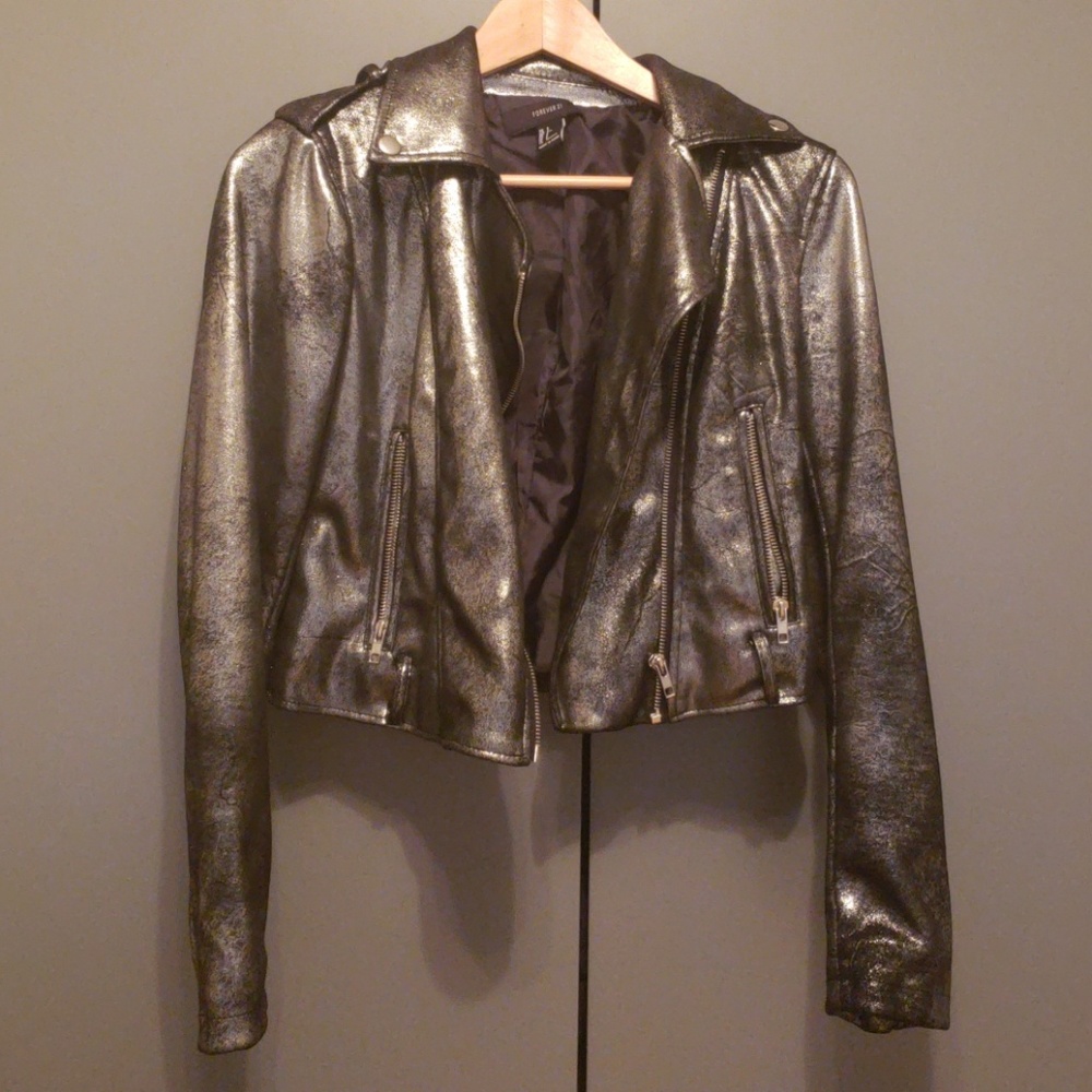 Metallic jacket